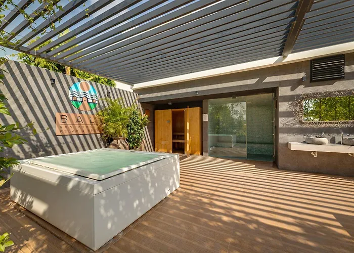 Апартаменты Laura Bali *