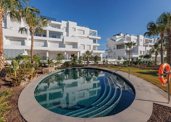 Laura Bali Апартаменты